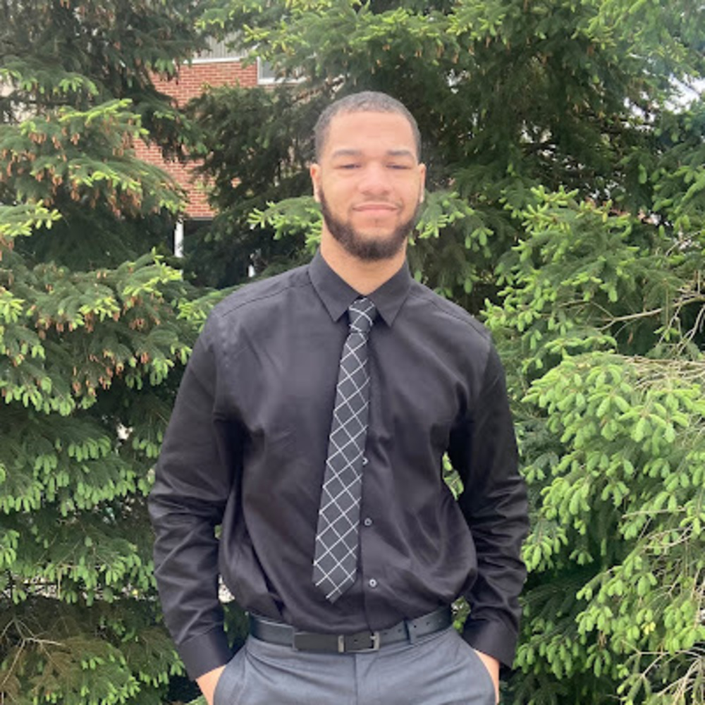 Meet your Posher, Ethan